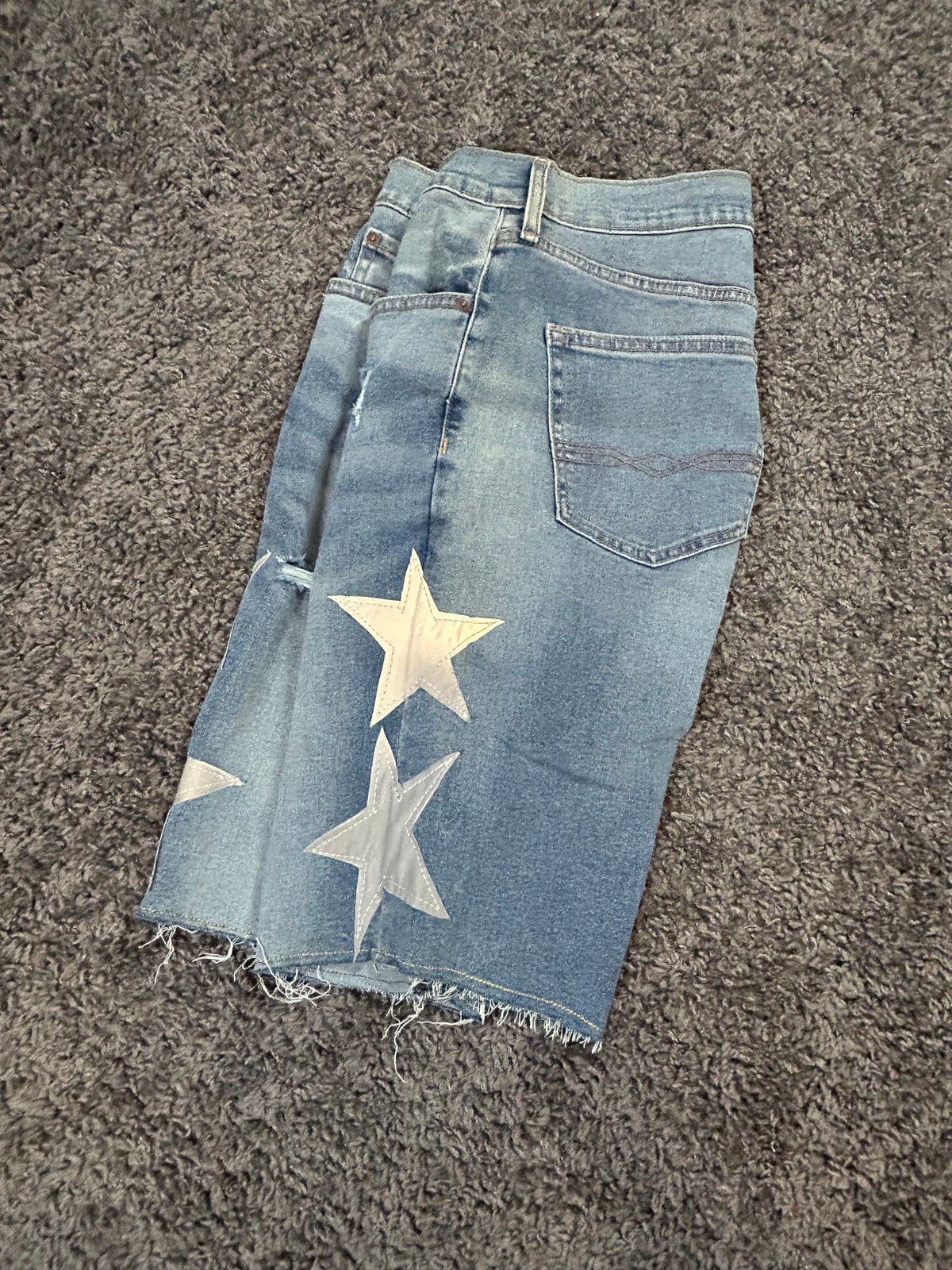 Star Appliqué Upcycled Denim Jorts – Light Blue