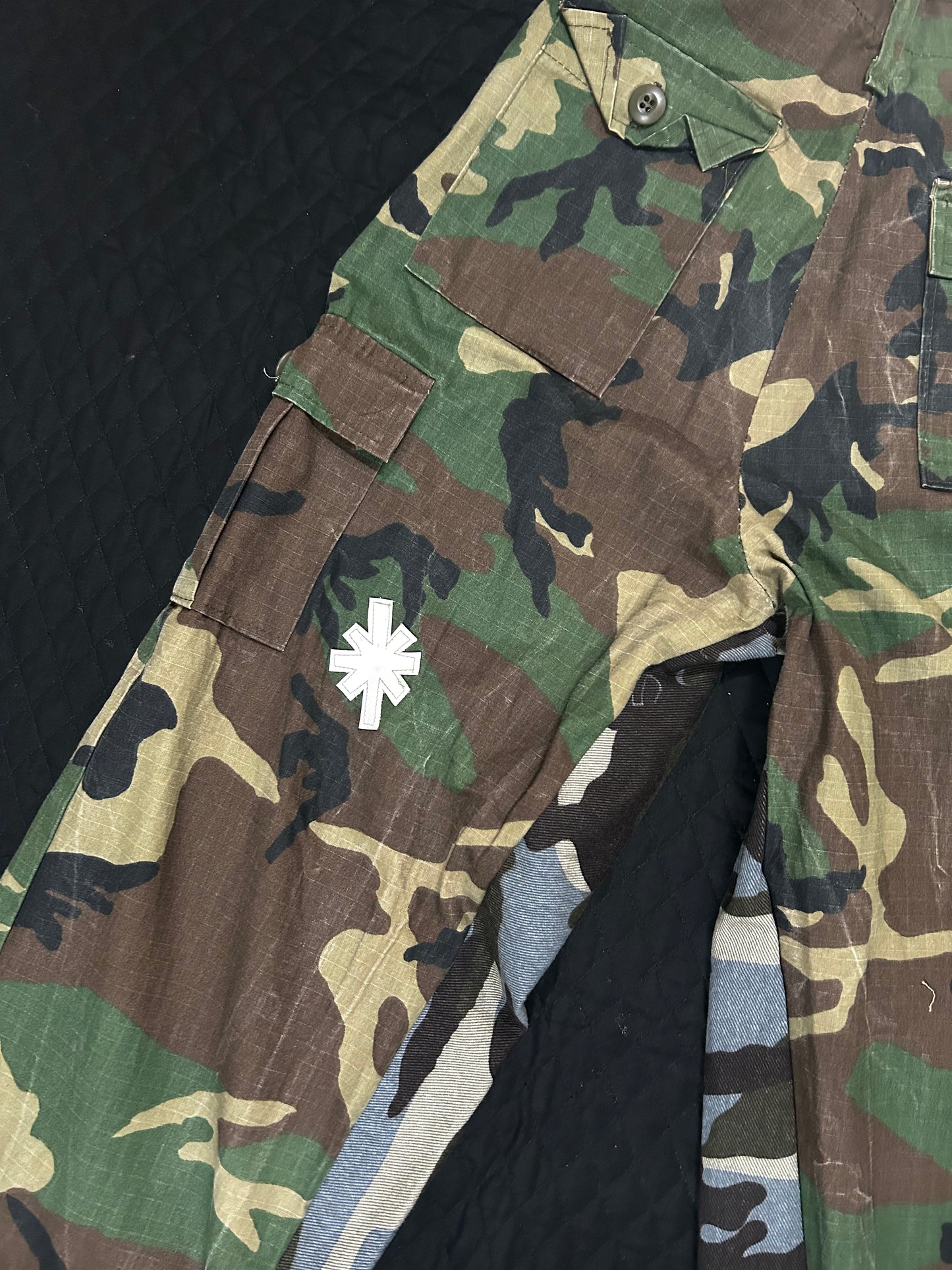 Camo Compass Patch Jeans .002